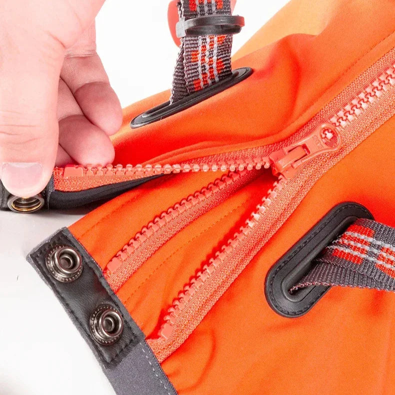 2 in 1 Hundeweste und Geschirr, Hund trägt wasserdichte TrueLove Allwetterjacke mit integriertem Geschirr und 3M Reflektoren – perfekte Hundebekleidung für schlechtes Wetter
